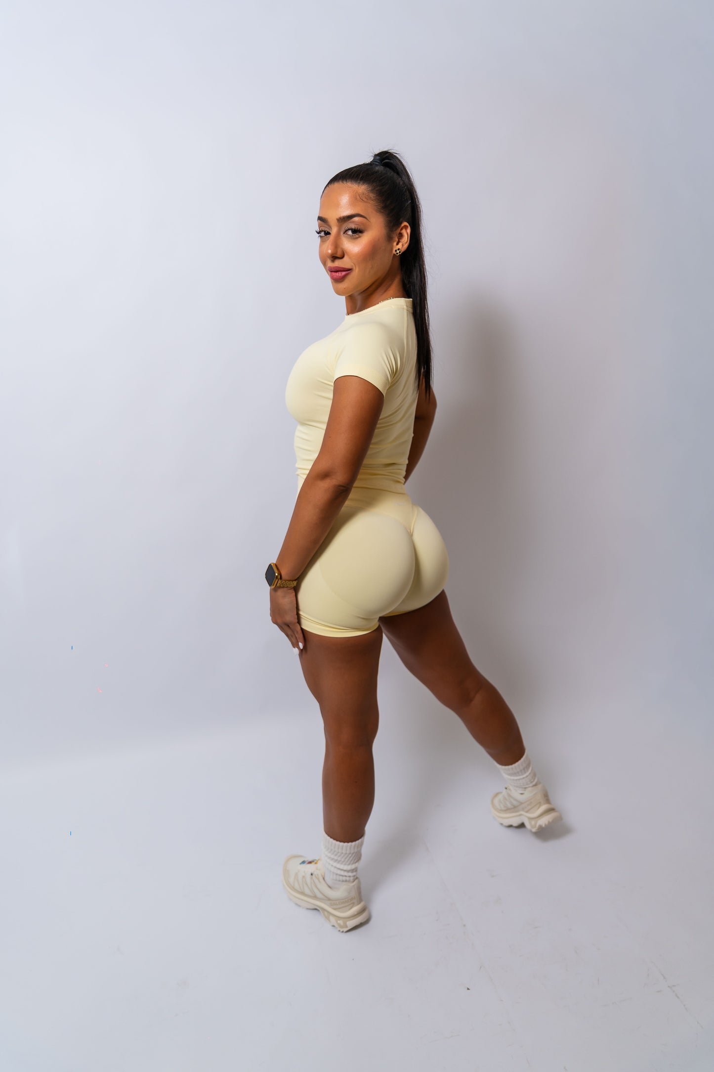 Fránco set butter yellow