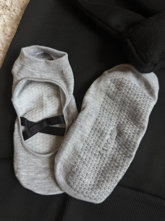 Gray short